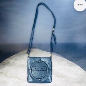 Tory Burch Midnight Blue Crossbody Shoulder Holly Leather Bag